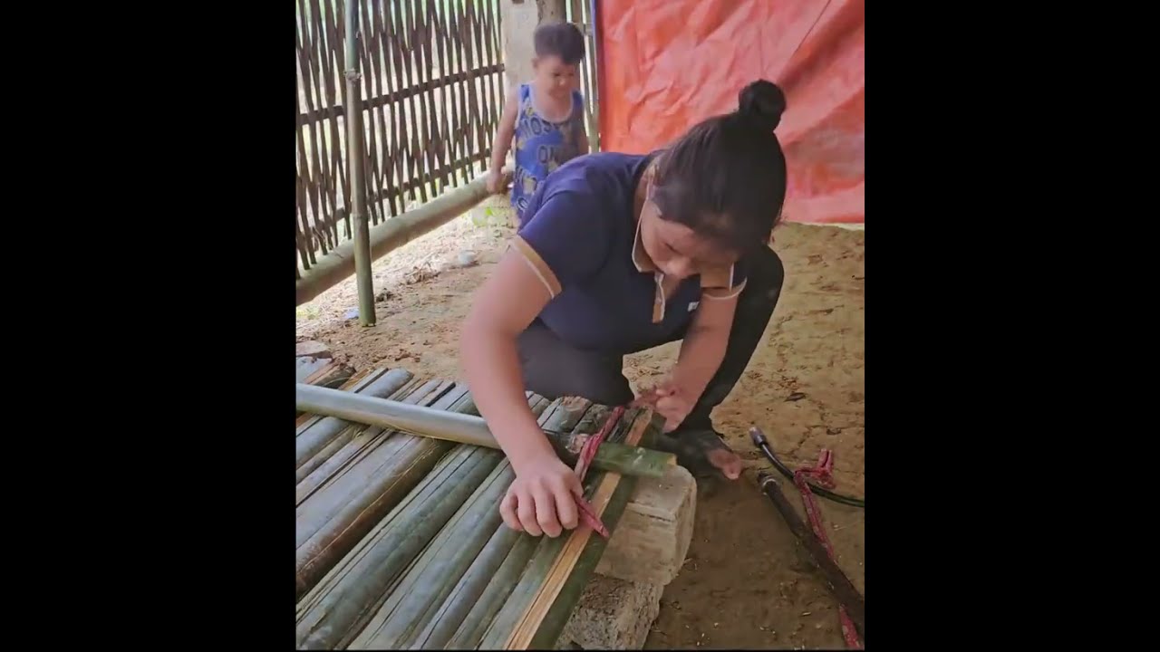 Single Mother and Twins Baby Complete a Handmade Bamboo Bed