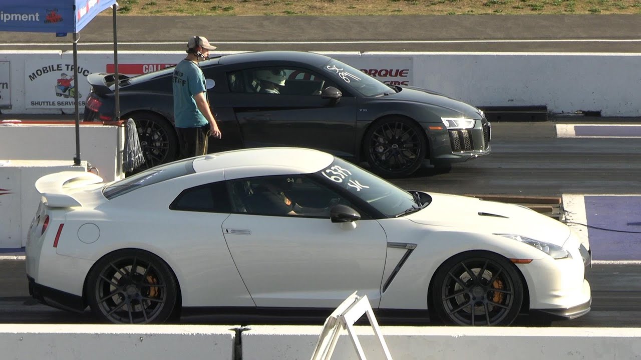 GT-R vs R8 Audi