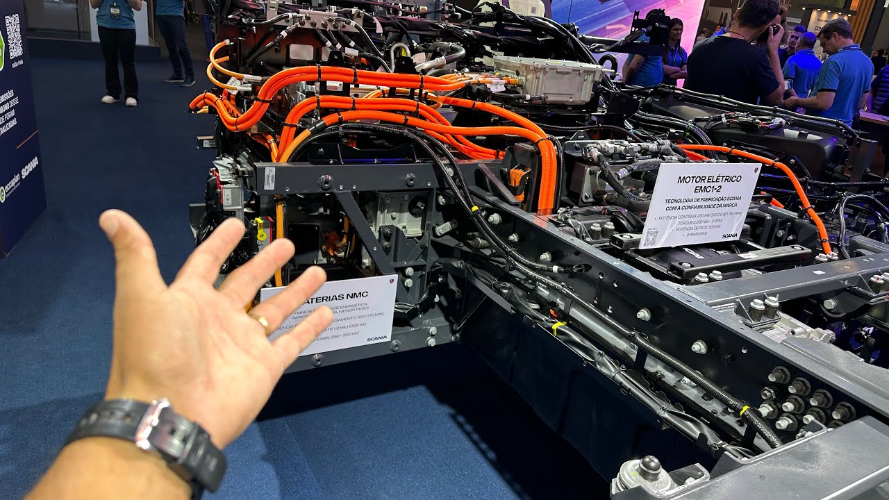 MAIS DETALHES DO PRIMEIRO ÔNIBUS ELÉTRICO DA SCANIA | K230E