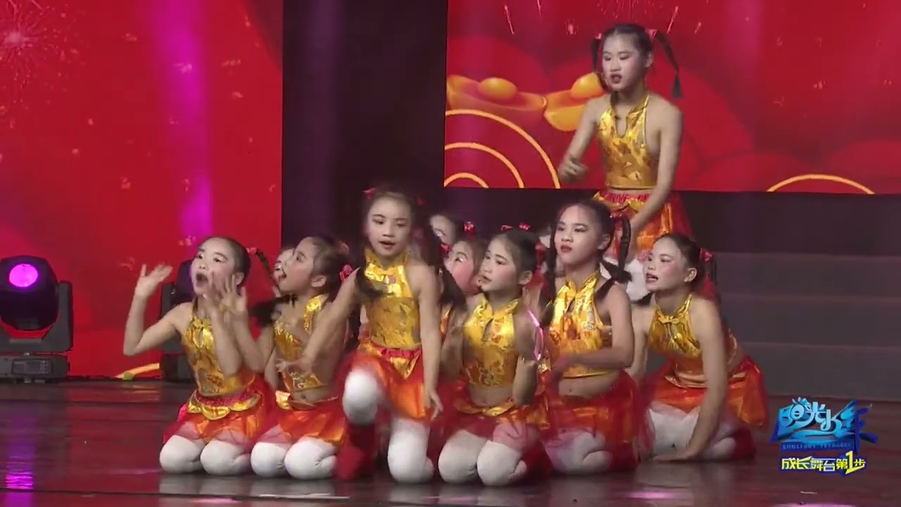 dance 01 00