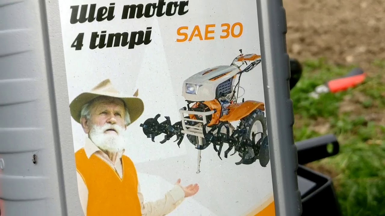 Motocultor O-mac 750 S - Primul schimb de ulei la motor.