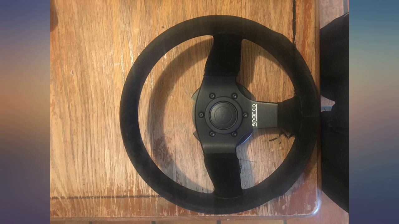 Sparco 015P300SN Suede Steering Wheel review