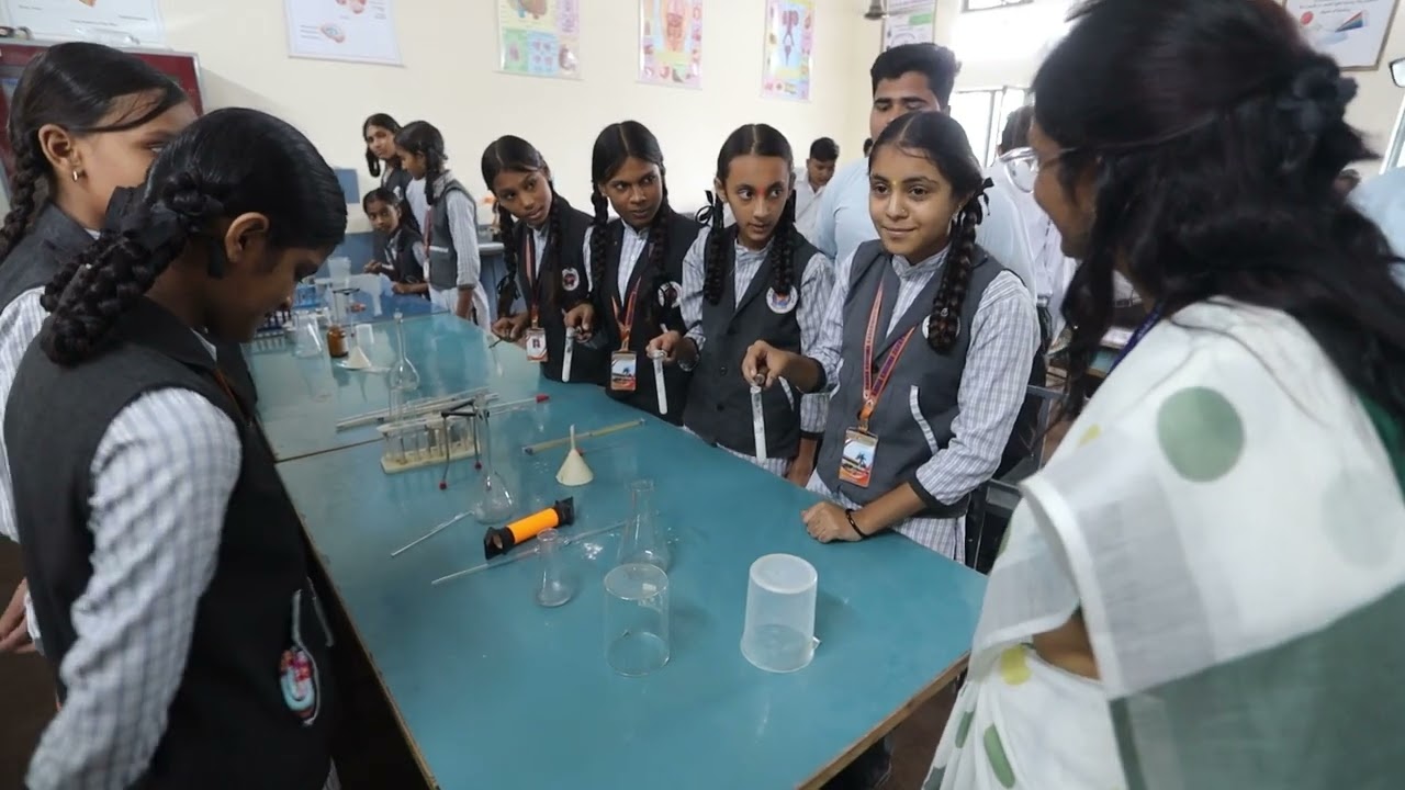 RADHA KRISHAN SARASWATI VIDYA MANDIR INTER COLLEGE BAZPUR