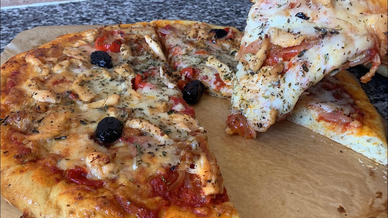 دائما مع السهل والسريع 👩🏻‍🍳سر باش تحضري عجينة البيتزا و تحافظي بيها فالمجمد 🤓😋