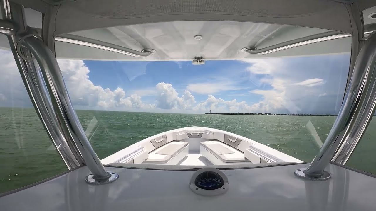 39ST Contender Sea Trial on a rough Gulf day, First Person View