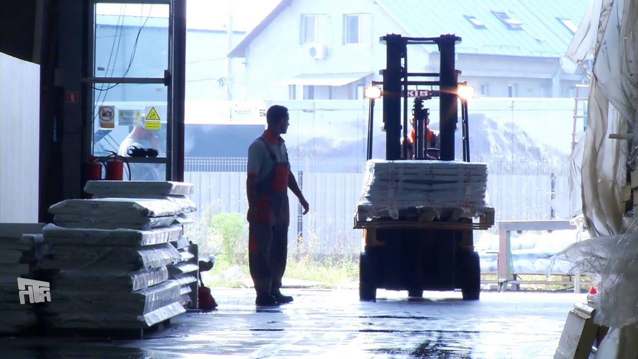 RTH ProConstruct: PRODUCATOR DE USI DE GARAJ SI USI INDUSTRIALE