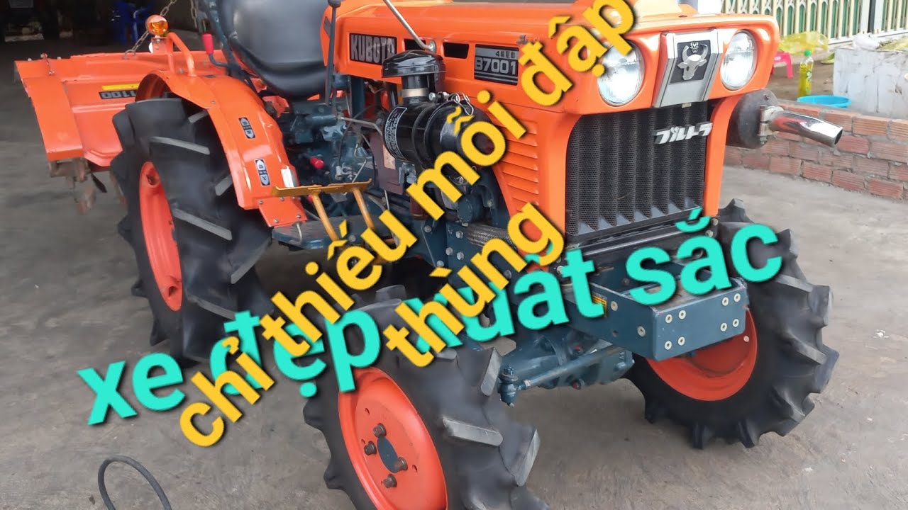 máy cày mini kubota B7001 hai cầu đẹp xuất sắc.