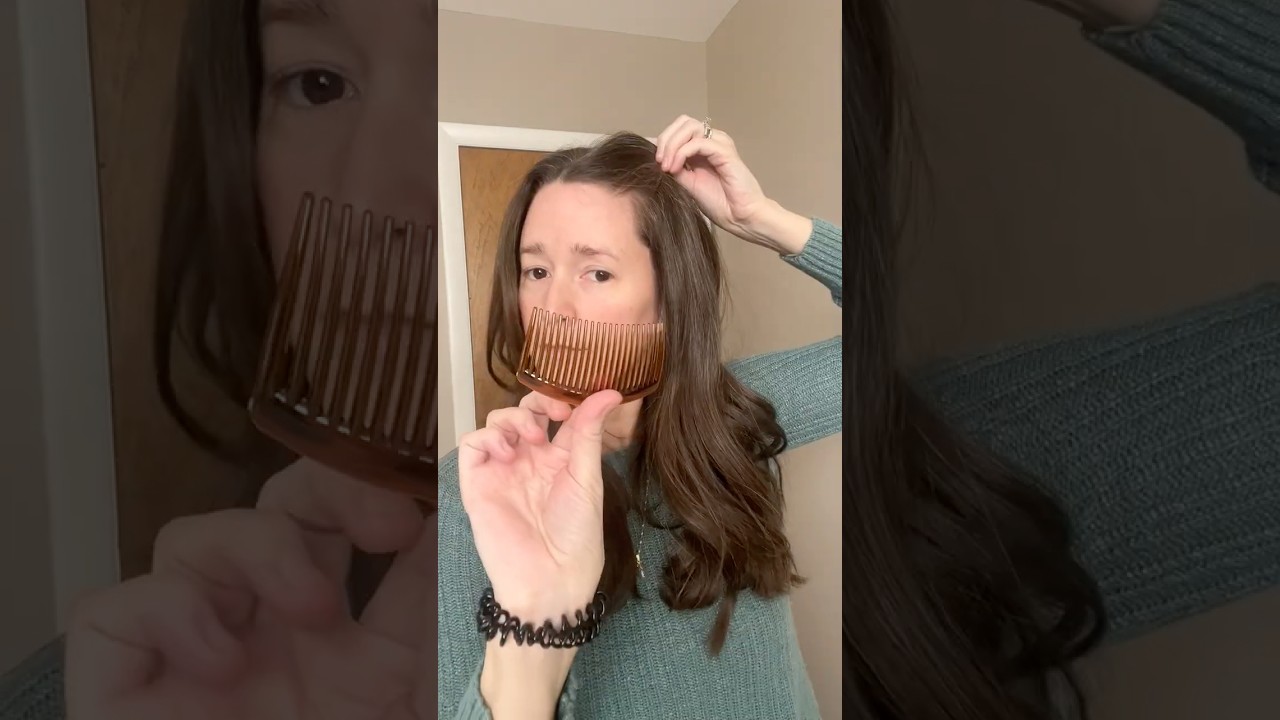 HAIR COMB TIPS! How to keep French Hair Combs from falling OUT of your hair!