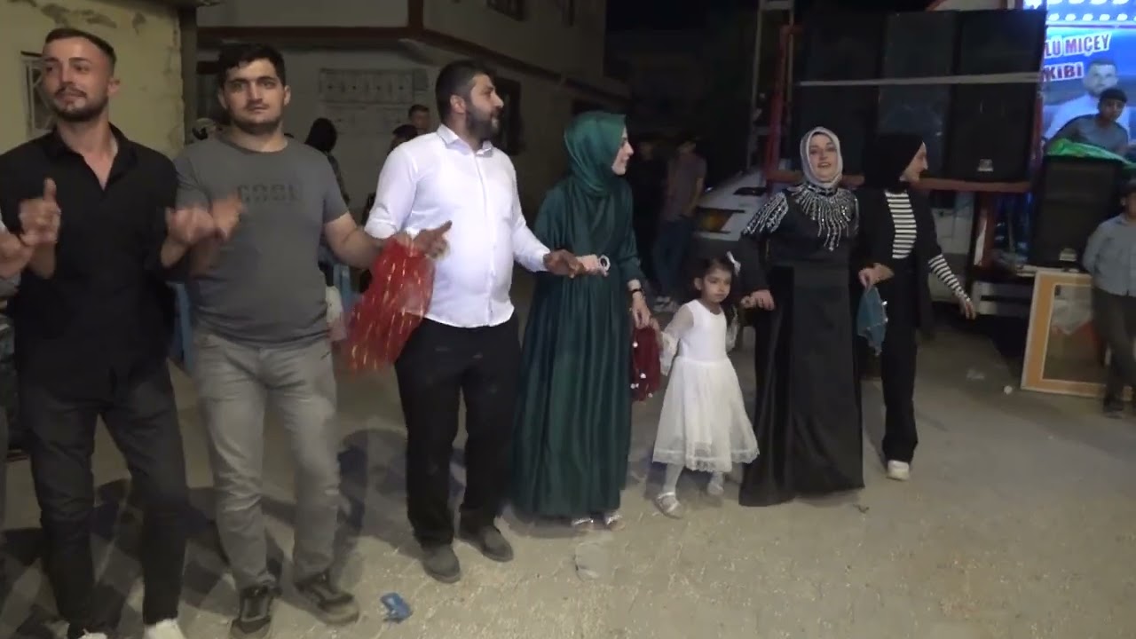 Söğütü Mıçey Ve Mesut Kamera Farkıyla Parlak Ve Yıldız Ailesinin Ayşe & Hüseyin Düğün Merasimi 3
