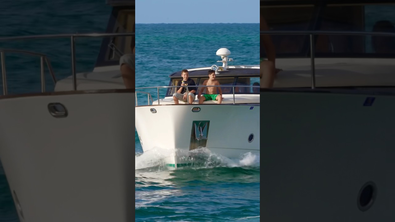 The Greenline Hybrid 40 Yacht. Anyacht with solar panels!