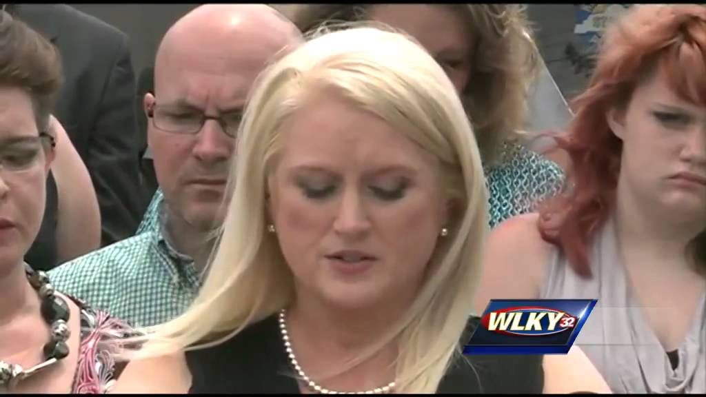 Complete video: Sister of slaying victim issues family's first public statement