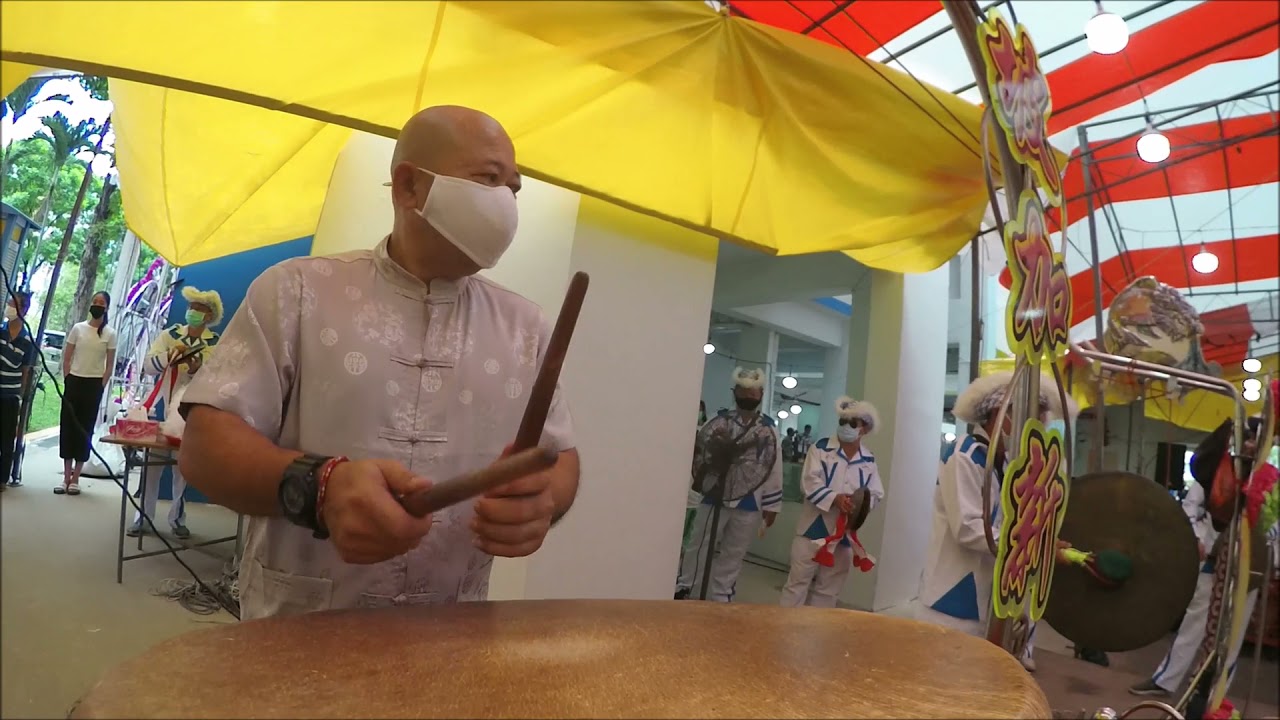 #潮州大锣鼓 Drum Master Sar Choon aka 3inch playing for  新加坡騰義體育會