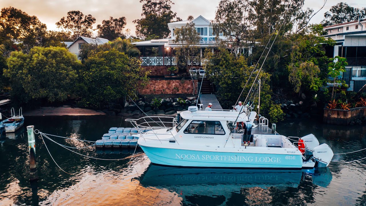 Luxury fishing with Noosa Sportfishing aboard a Kevlacat 3000 Express
