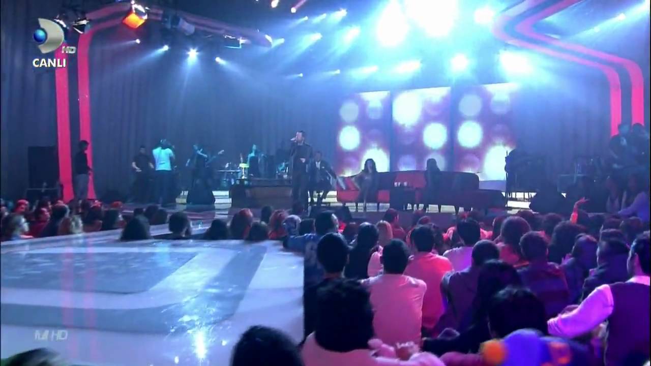 Hoşçakal - Emre Aydın