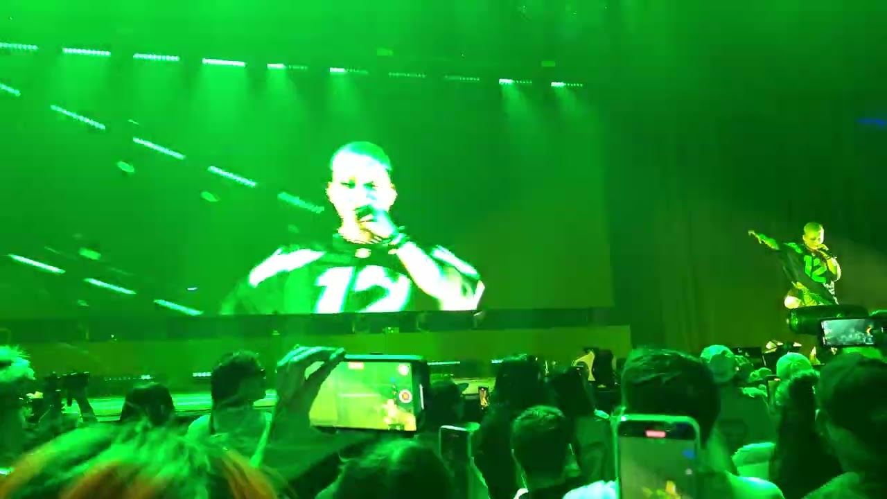 XG - Cocona Solo - GALZ XYPHER + Dirt Off Your Shoulder - The First Howl Tour - Seattle (250417)