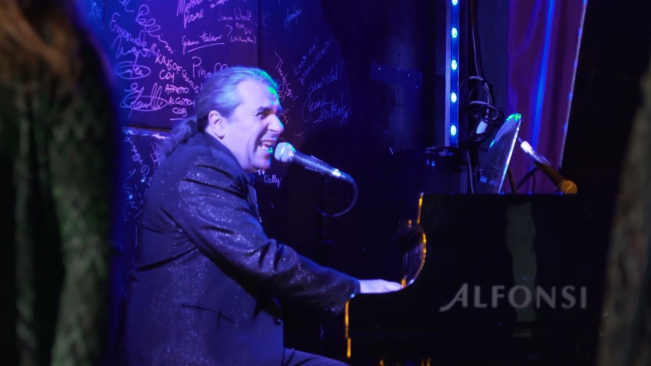 Mario Donatone- BLUESMAN LATINO  live at Cotton Club 22/1/2022  A Salty dog