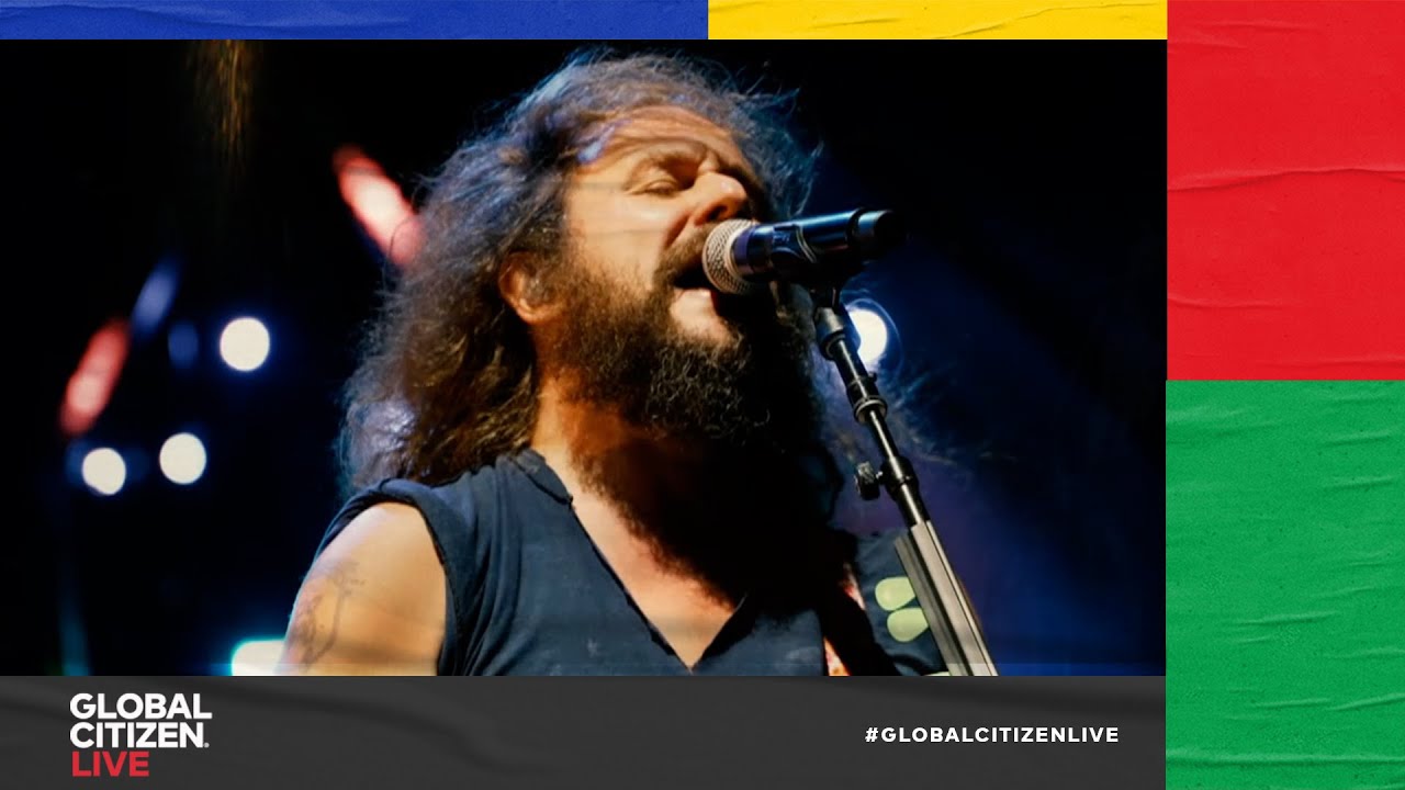 My Morning Jacket Performs 