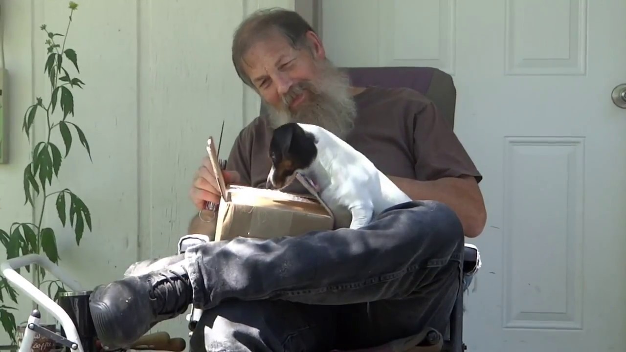 Unboxing a Portable Carving Tool