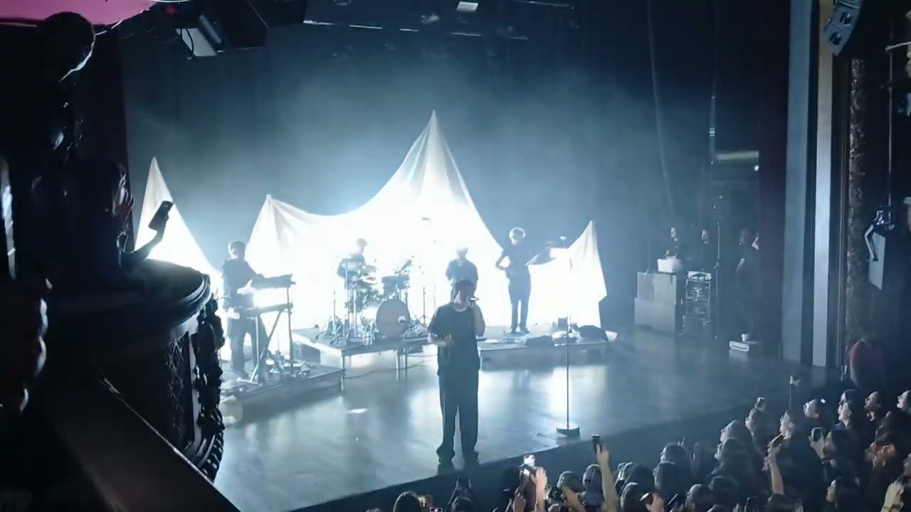 Artemas - I'll make you miss me - live le Trianon à Paris  14/09/2024