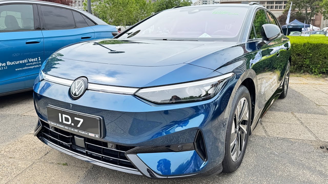 2025 VW ID.7 Tourer Review: The Electric Wagon King