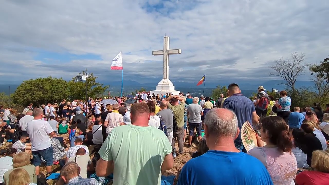 orando una decena en monte Krizevac 💕 Santo Rosario especial ! 14 Sept 2025 Exaltación de la CRUZ