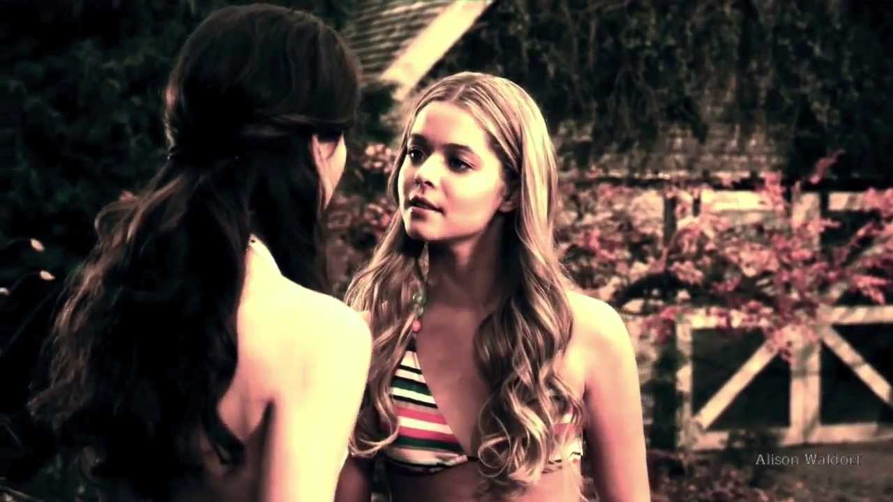 Alison Dilaurentis - Dark Paradise