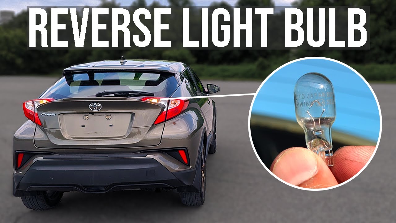 Как заменить лампочку заднего хода на Toyota C-HR (2018-2022)