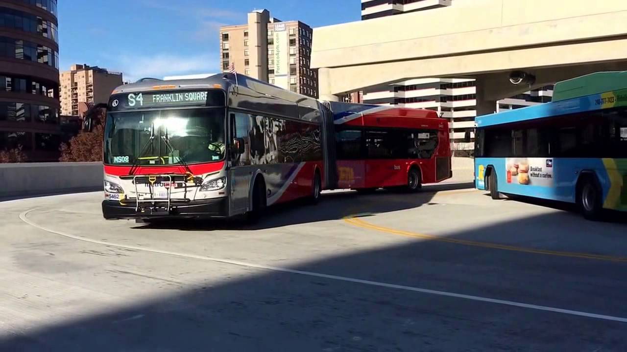 WMATA Metrobus 2015 New Flyer XDE60 Xcelsior #5463 & 5462