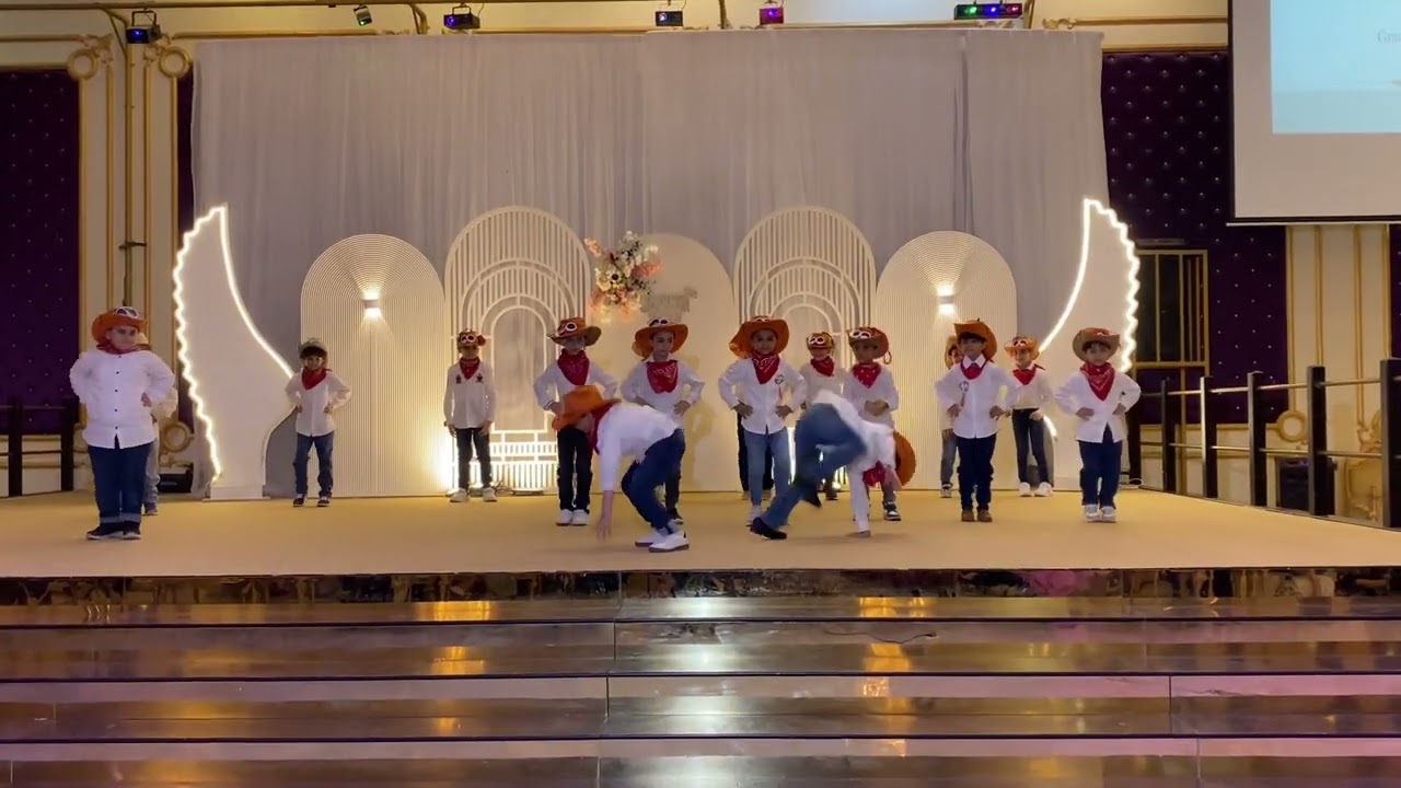 حفل تخرج 2023 مدارس روافد