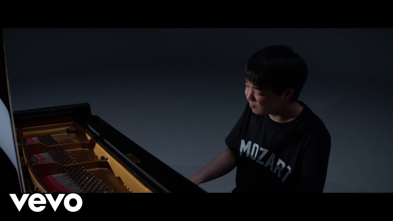 Mao Fujita - Mozart - Piano Sonata No. 12 in F Major, K. 332/II. Adagio