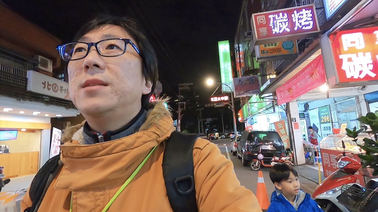 凍..大排長龍寒流必吃｜買麻辣鴉血去月子中心陪老婆晚餐