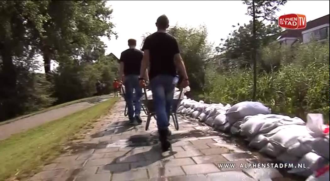 Overstroming Dijksloot en ander wateroverlast in Alphen aan den Rijn