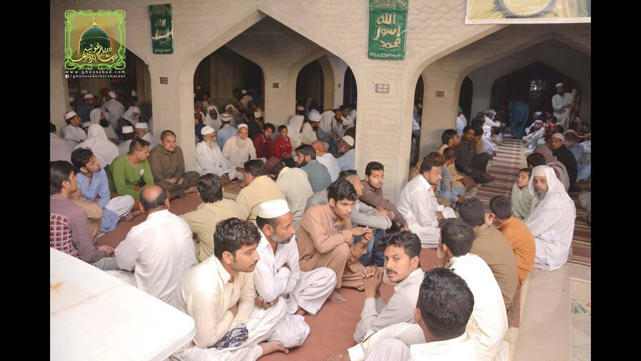 Breakfast Langar-e-Ghousia On Gyarween Shareef 16th Oct 2015 At Ghousabad Shareef