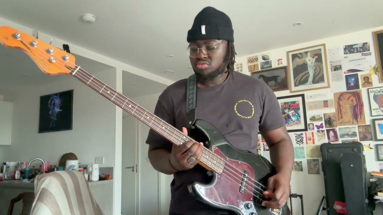 QUEENS OF THE STONE AGE - HANGING TREE (BASS COVER)