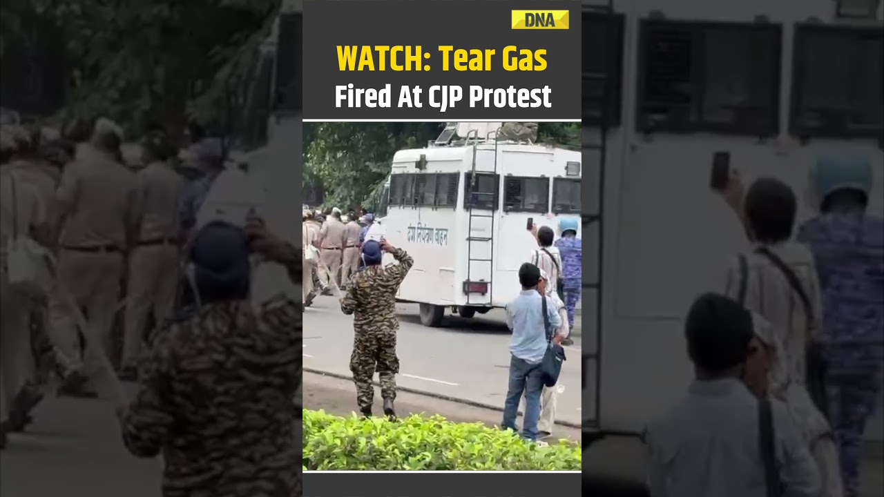 CJP Protest: Tear Gas Fired At CJP Protesters | Visuals From Jantar Mantar | Delhi Protest #delhi