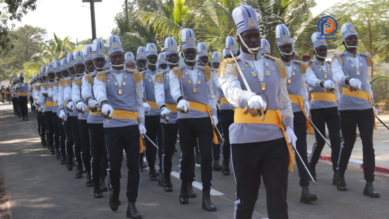 Thiès - Présentation au drapeau de la 43ieme promotion de l'ENOA