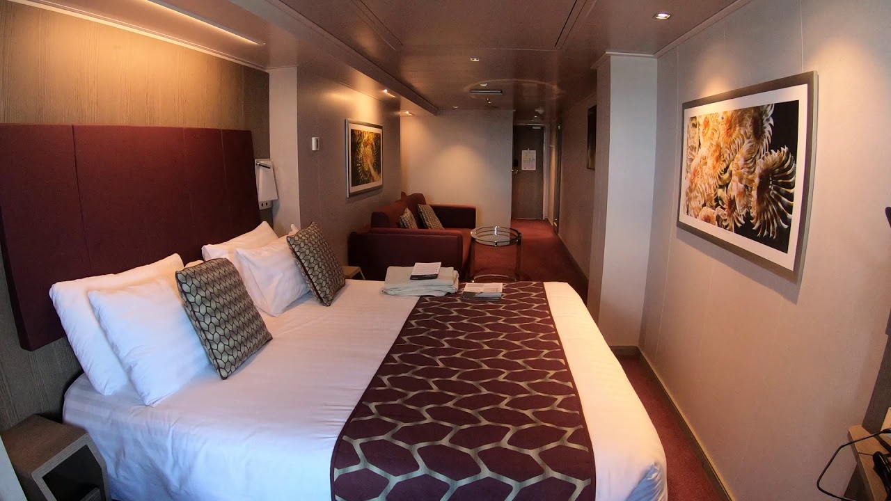 MSC Seaside Aurea Suite 10075 with Whirlpool Tub