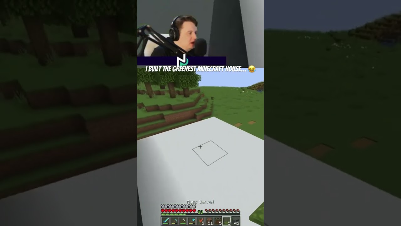 I built the GREENEST #minecraft house! 🤣 #funny #gaming #shorts