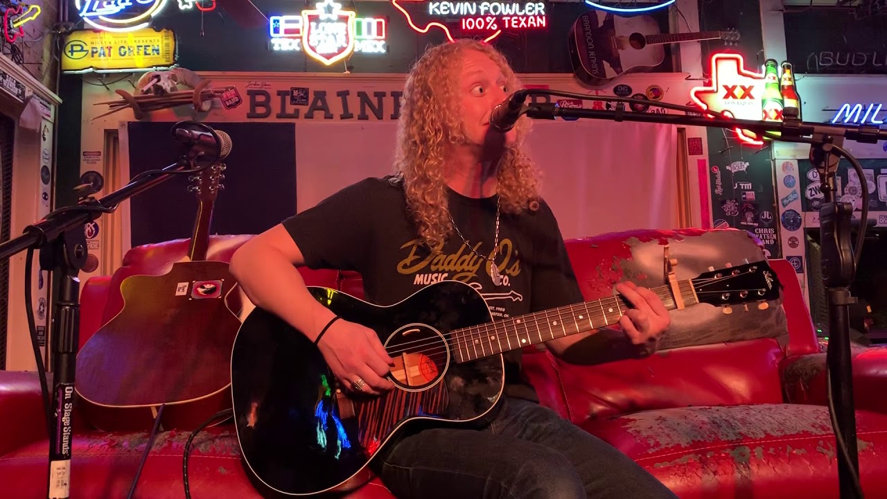 Read Southall ‘Moon & Back’ acoustic - Blaine’s Pub (San Angelo, TX) - 12/12/2019