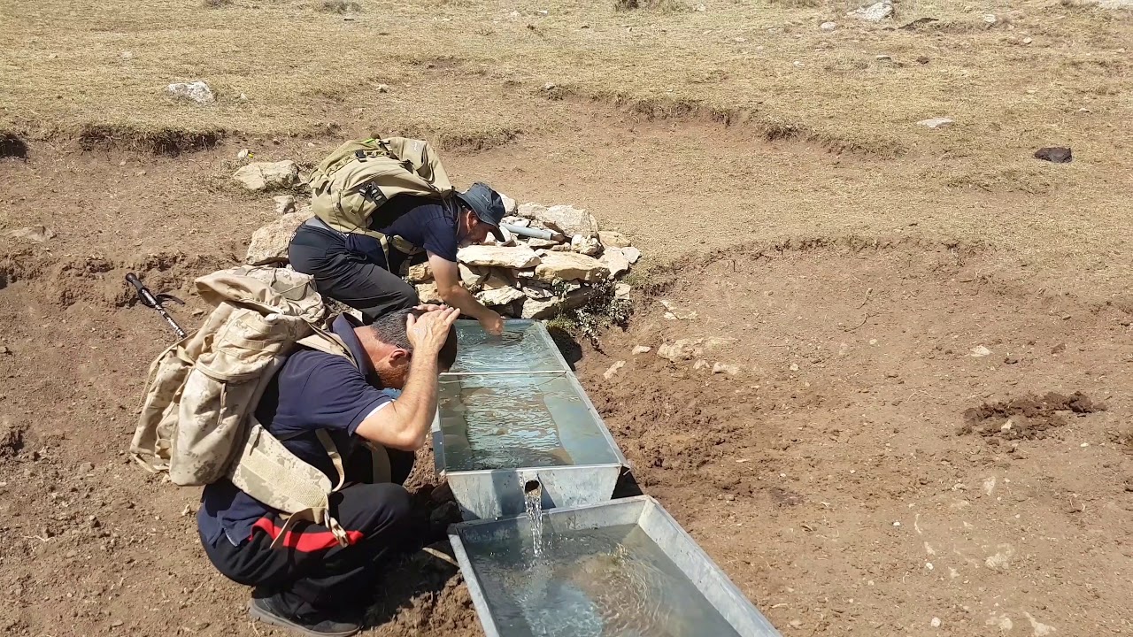 Erzincan Ergan Dağı kapılı taş.