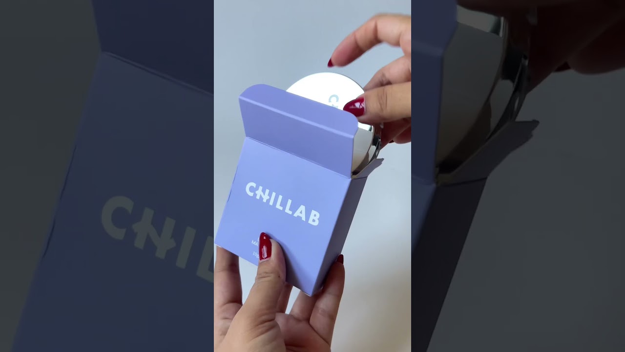 Glow like a pro, shine say no. Chillab Matte Powder: the secret to flawless flow.