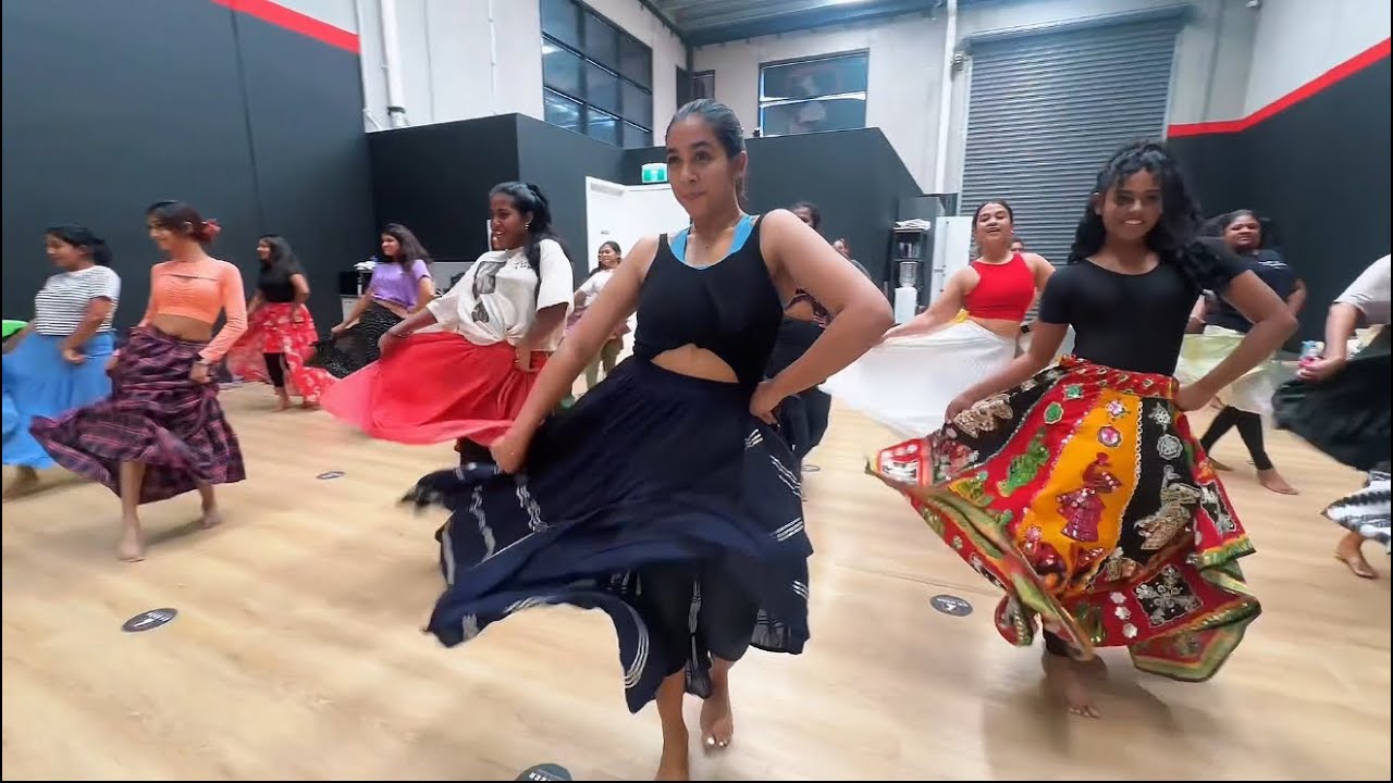 Ghagra | Bolly with Sach 💃🏻🇦🇺