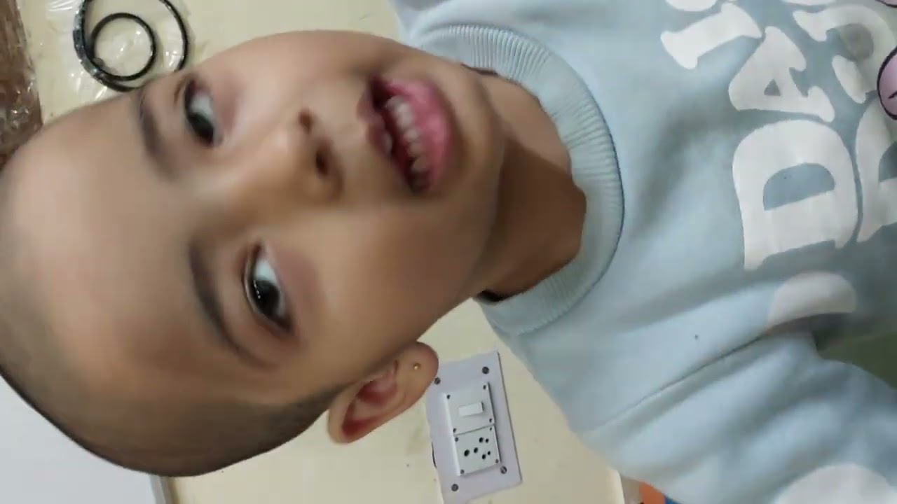 Meri beti bol rahi Asli ka bholenath dekhna h aap bhi dekhiye drawings mere bachho ki