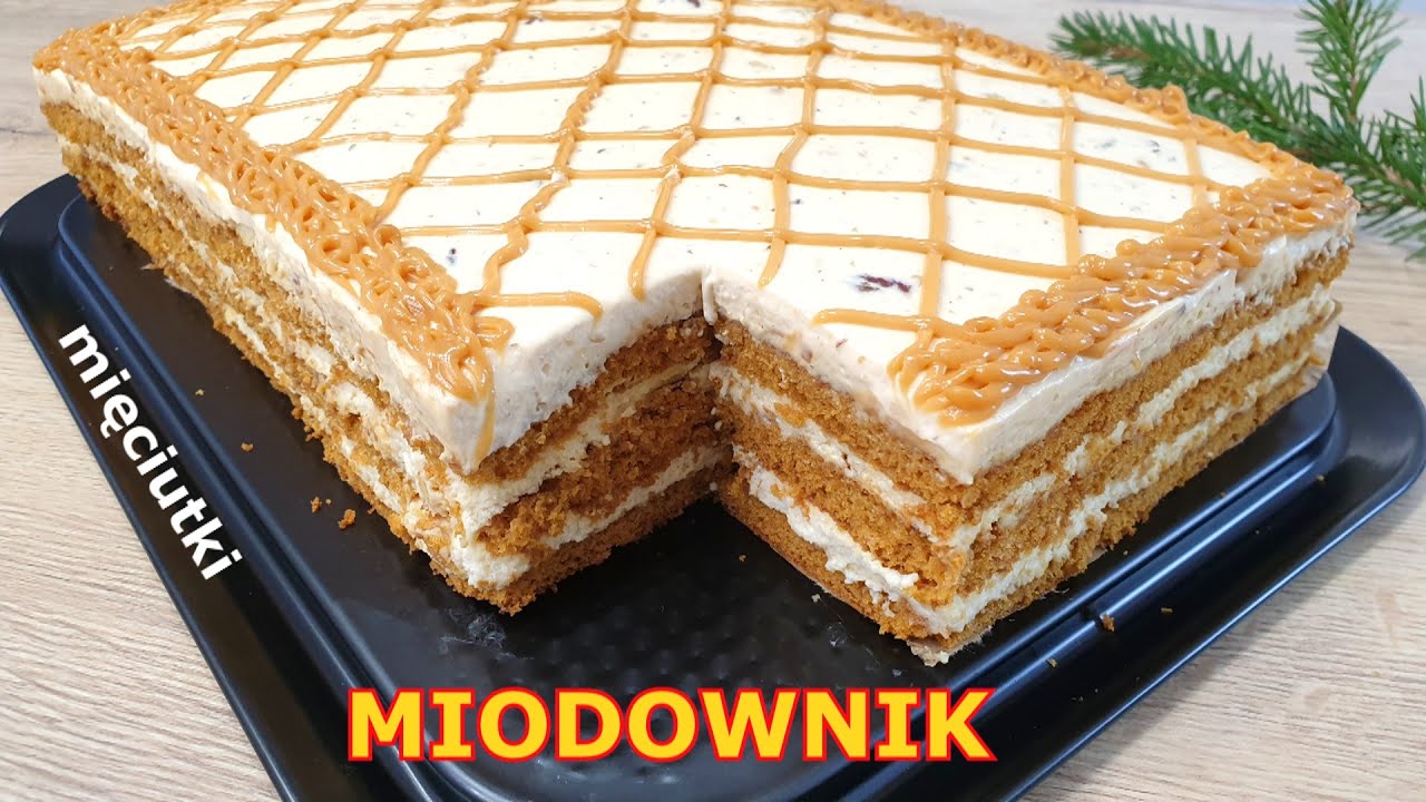 Mięciutki i ekspresowy Miodownik - przepyszne ciasto z miodem 👌 szybciej i łatwiej już się nie da 👍