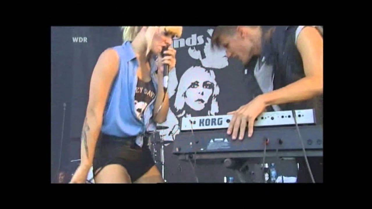 The Sounds - Tony the Beat live at Area 4 2010