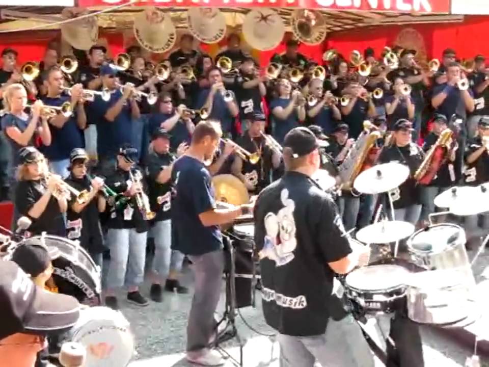 X-Treme Konstanz und Mühlengeischter Eigeltingen spielen --  