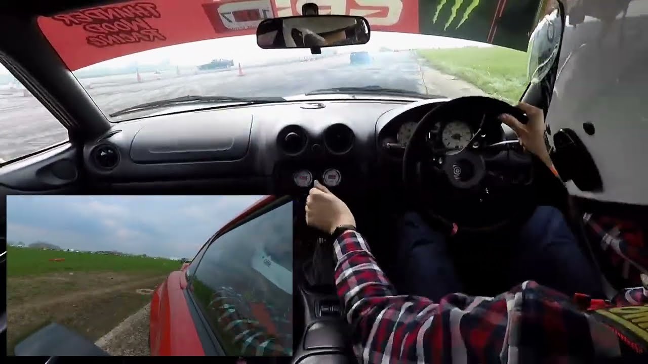 Supercharged Mx-5 drifting at Dakota raceway