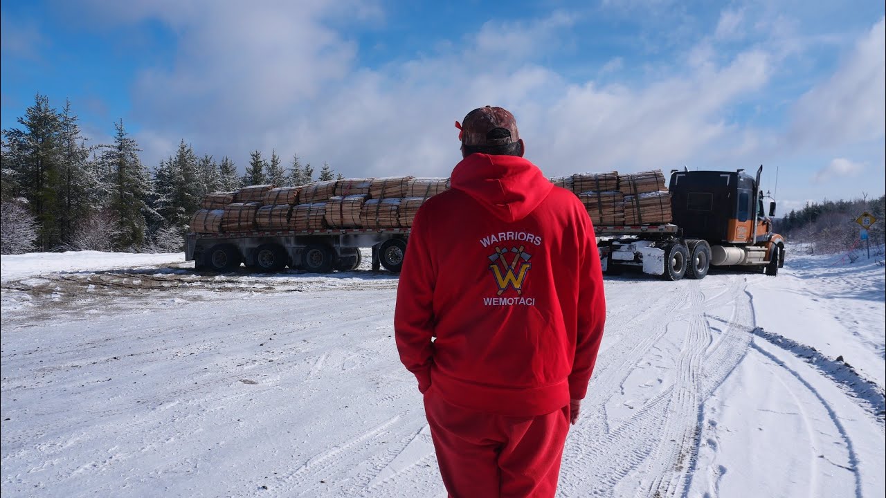 Un Lundi de Résistance: Le Blocus Atikamekw à Wemotaci