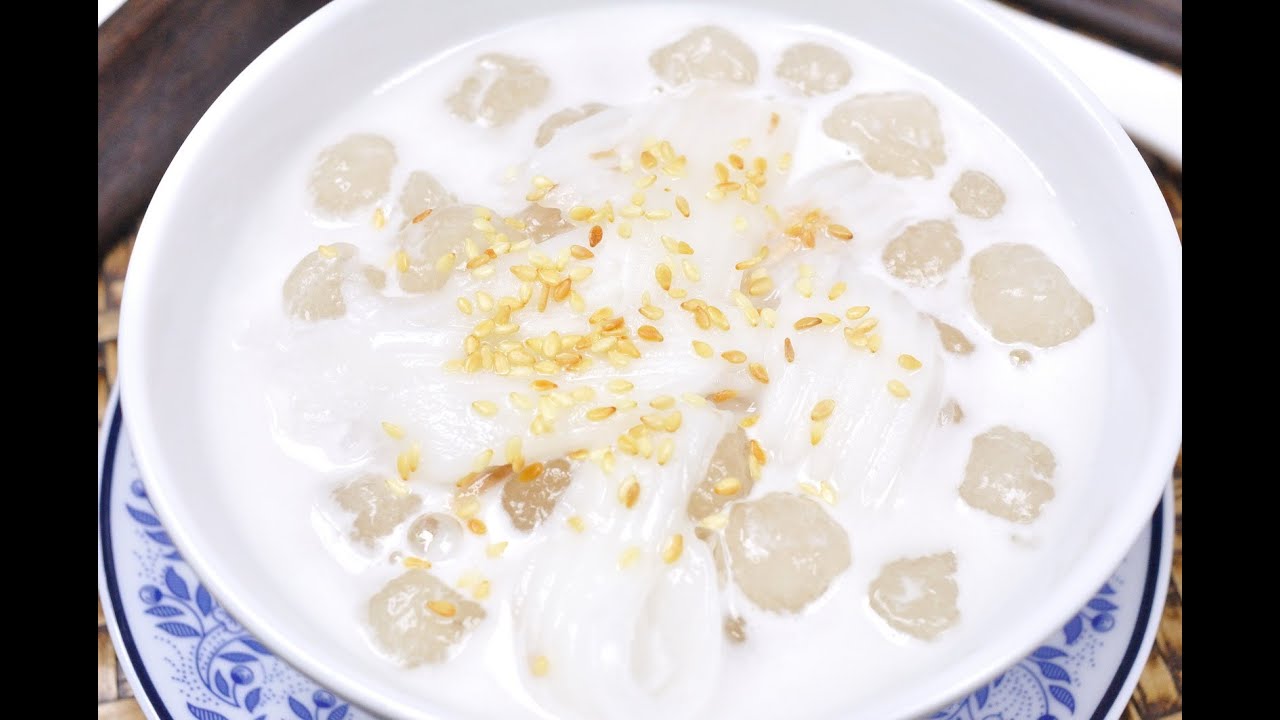 Tapioca Balls with Coconut Milk (Thai Dessert) – Bua Loey Kaew บัวลอยแก้ว