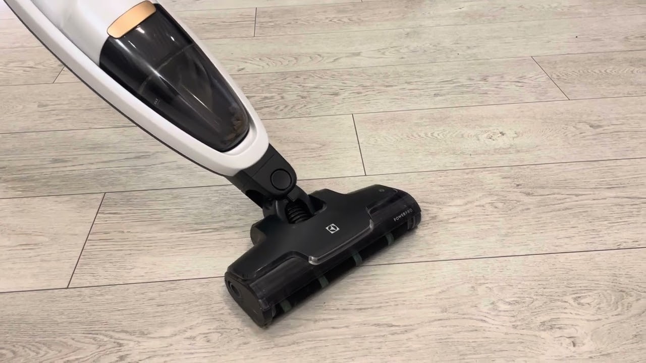 Electrolux Q7 吸塵器異常